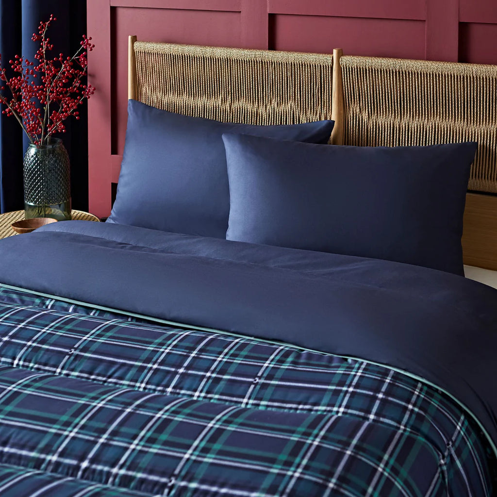 Night Lark Coverless 10.5 Tog Duvet With Pillowcase(s) Tartan Navy