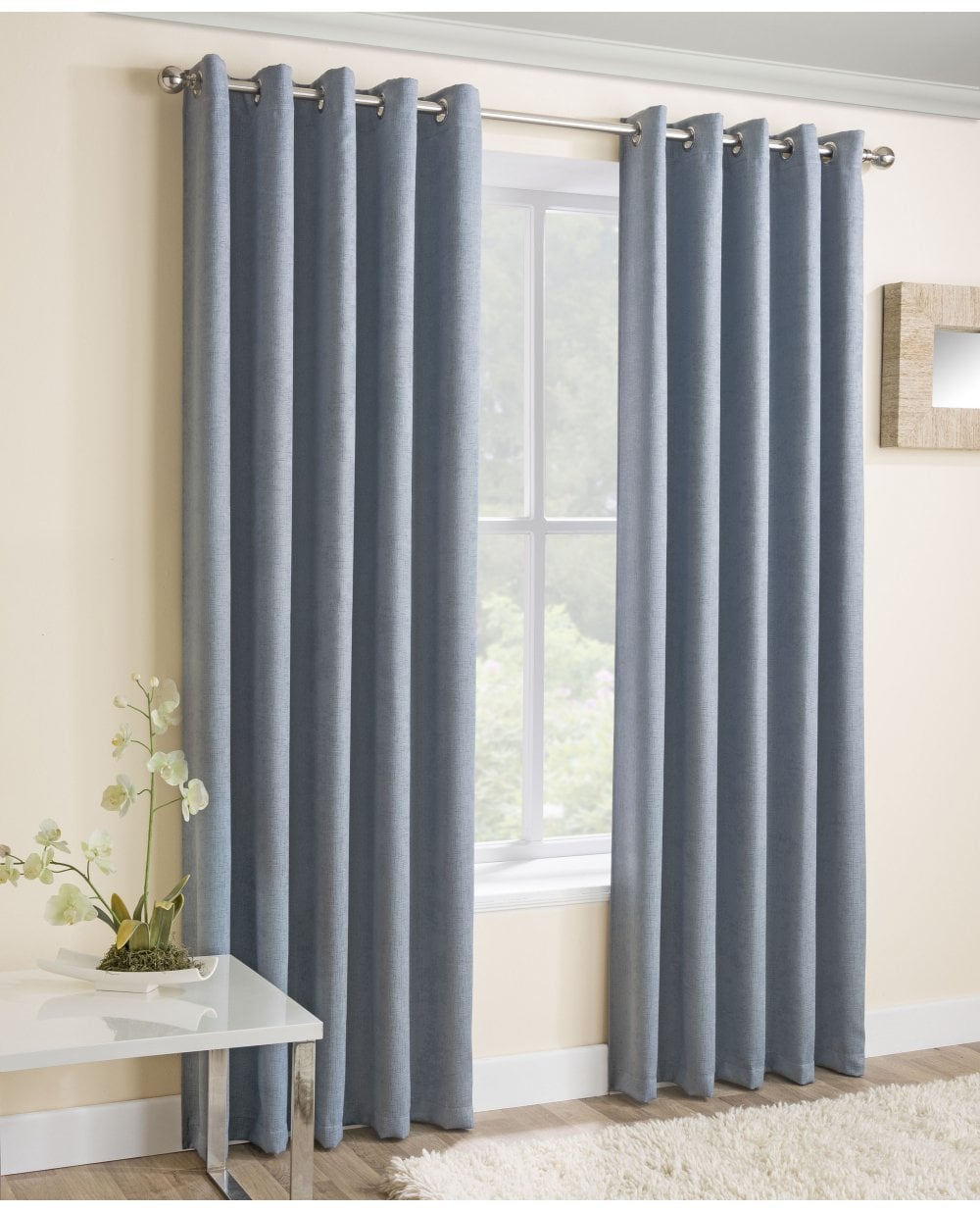 Vogue Ready Made Thermal Blackout Eyelet Curtains